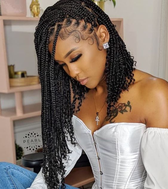 Small Knotless Braids